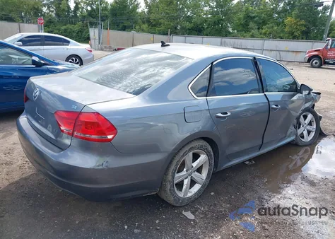 2012 Volkswagen Passat 2.5L Se from USA, damaged, VIN 1VWBP7A31CC109945